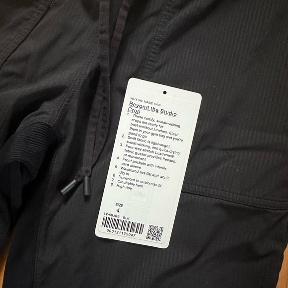Lululemon Beyond The Studio High Rise crop Pants 4 - Picture 2 of 2